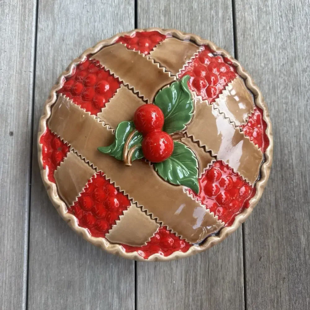 Vintage Cherry Pie Covered Baking Dish with Lid Vintage Lattice Cottagecore